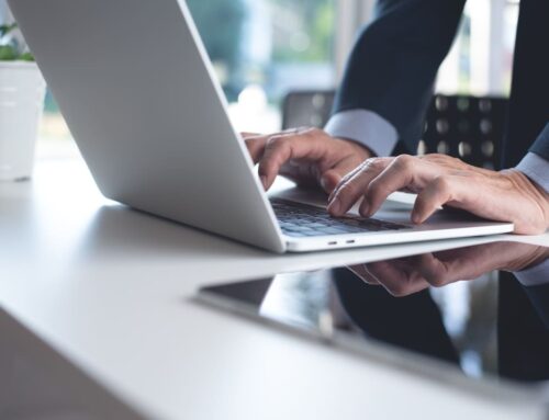 Laptopuri accesibile: cele mai bune opțiuni sub 2.000 de lei