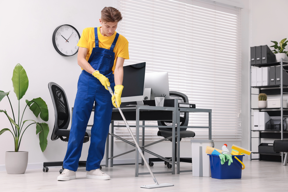 curatenie zilnica birou