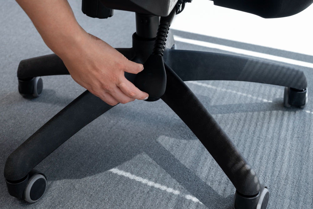 Scaun cu role pentru mochetă