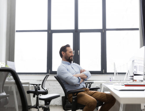 Cum alegi scaunul ergonomic potrivit: 7 criterii pe care să le verifici înainte de achiziție
